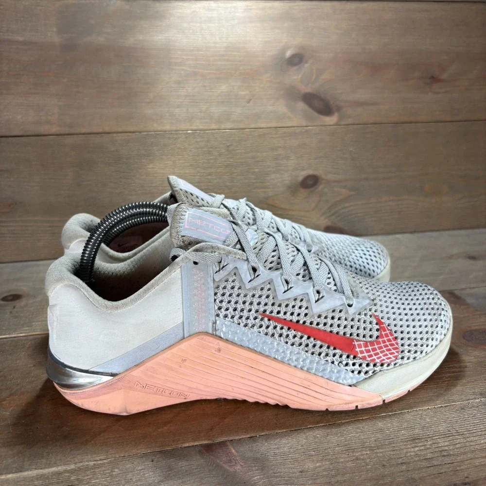 Nike Metcon 6 Womens size 9.5 shoes Gray Mesh Lace Up Training sneakers
